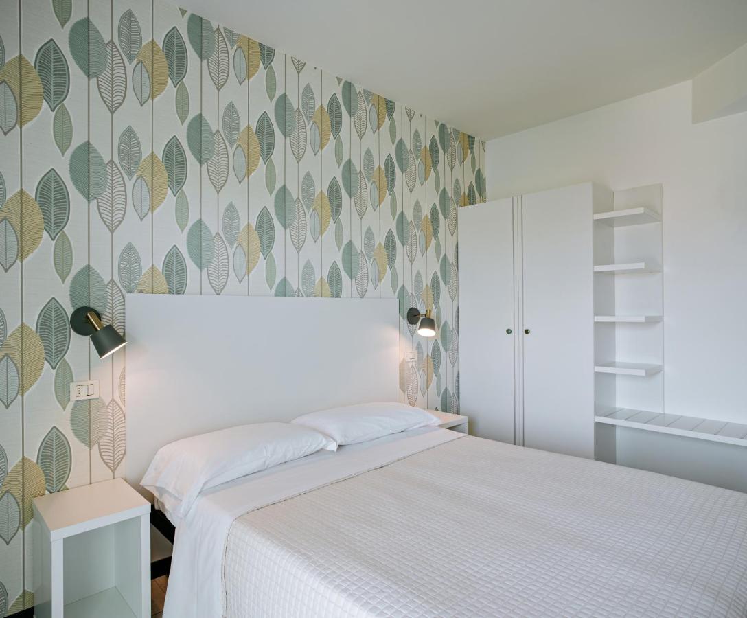 Solemare Hotel E Residence Misano Adriatico Ngoại thất bức ảnh