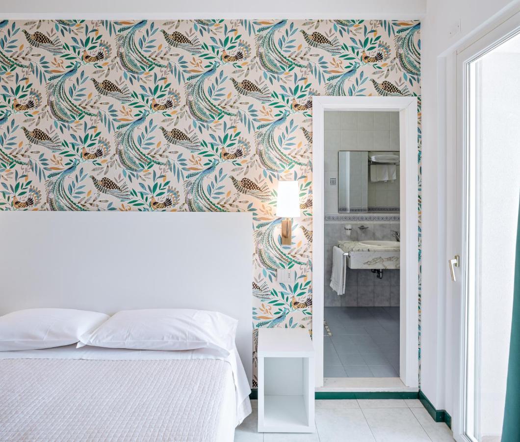 Solemare Hotel E Residence Misano Adriatico Ngoại thất bức ảnh