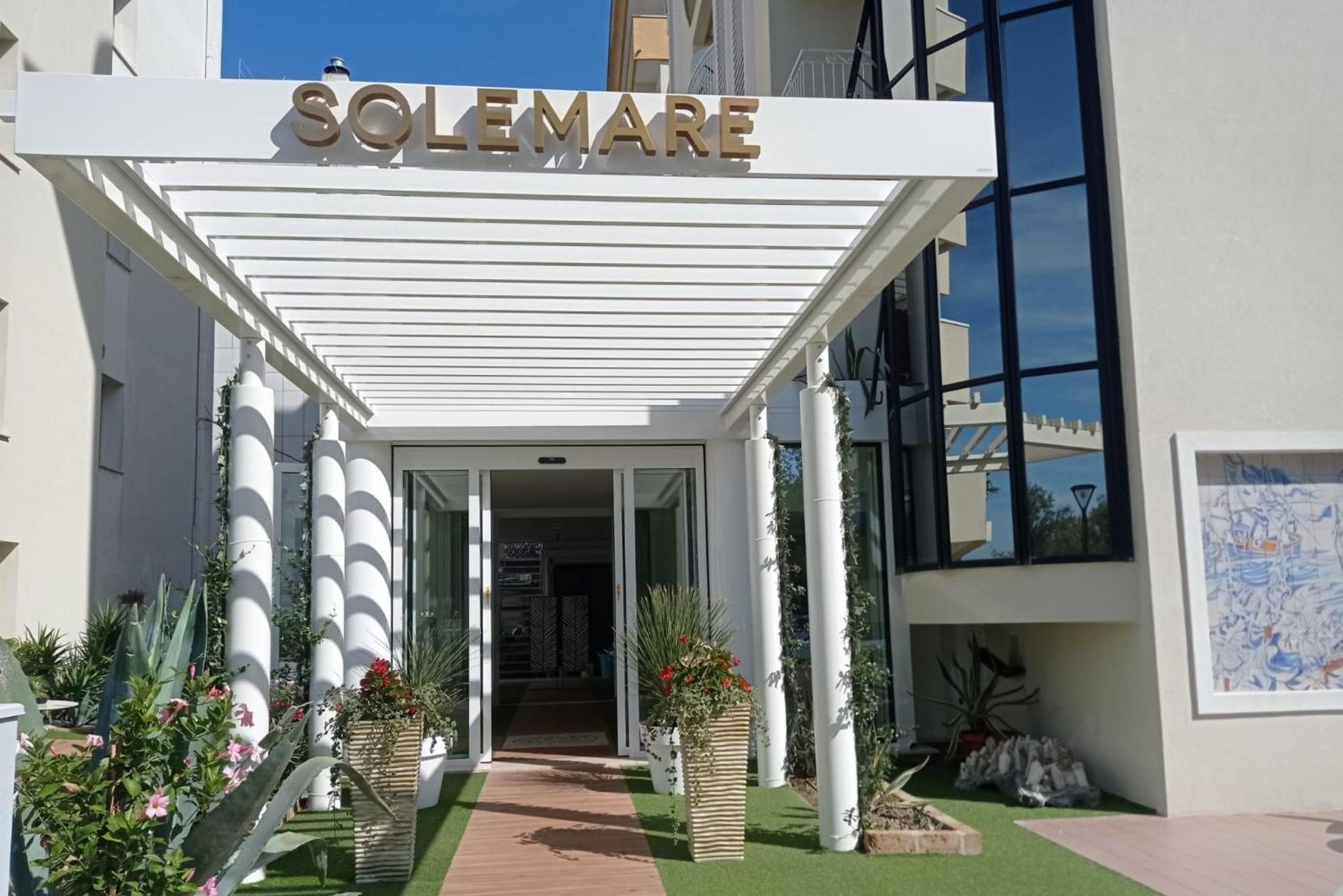 Solemare Hotel E Residence Misano Adriatico Ngoại thất bức ảnh