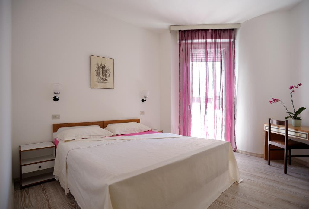 Solemare Hotel E Residence Misano Adriatico Phòng bức ảnh
